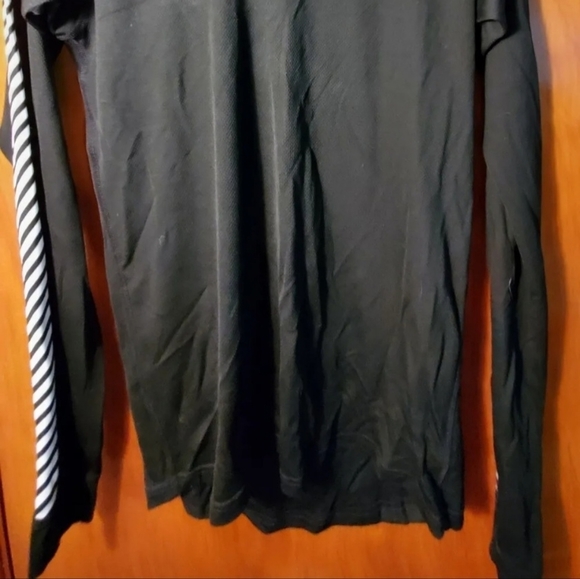 HELLY HANSEN Pullover Top Size L - Picture 2 of 4